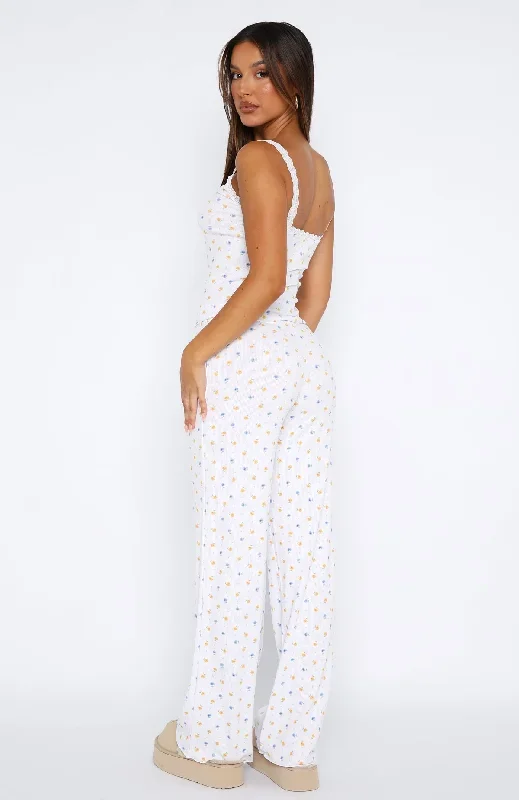 blissful-dreams-pyjamas-set-buttercup-floral