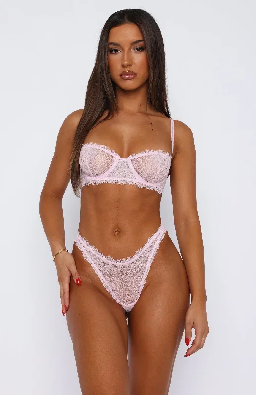 catch-feelings-lingerie-set-baby-pink