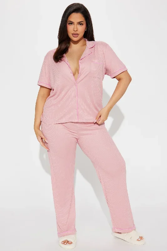 chill-vibes-only-ribbed-pj-pant-set-mauve-combo