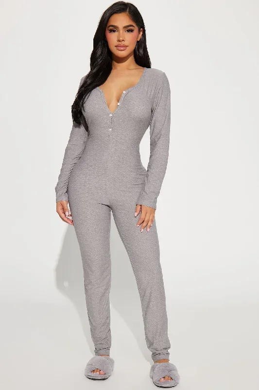 curvy-girls-do-it-better-pj-jumpsuit-onesie-grey