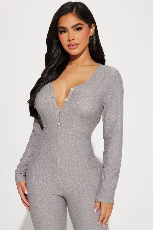 curvy-girls-do-it-better-pj-jumpsuit-onesie-grey