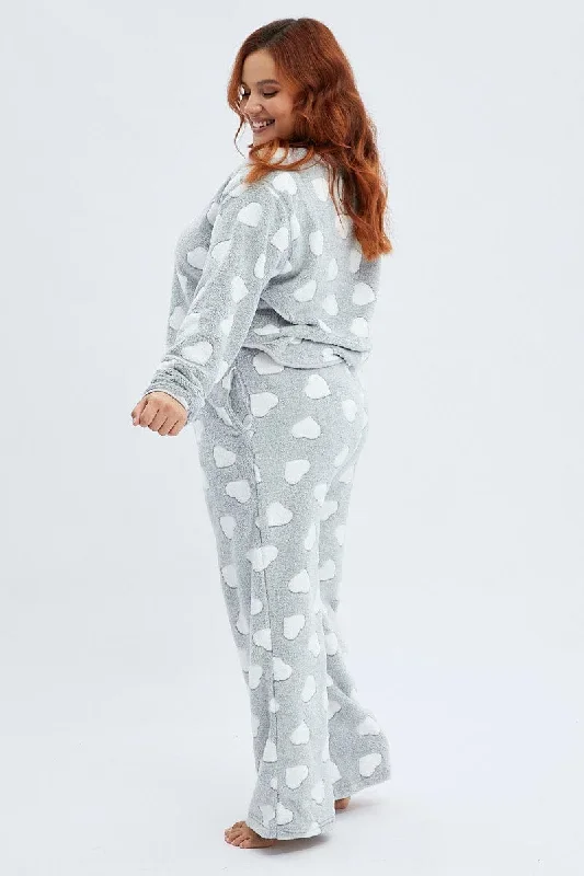 grey-print-fluffy-pj-heart-print-cosy-pyjama-set-cnw1002d-84zb-1