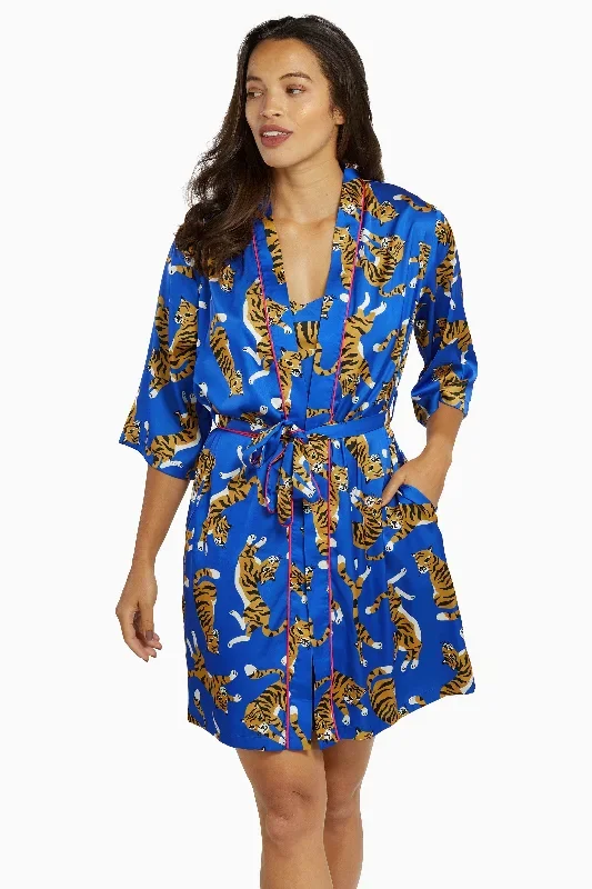 kilo-brava-blue-tiger-short-robe