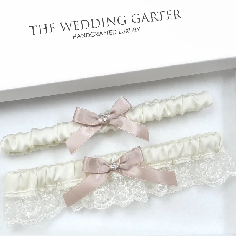 samantha-dusty-pink-ivory-lace-satin-bridal-garter-set