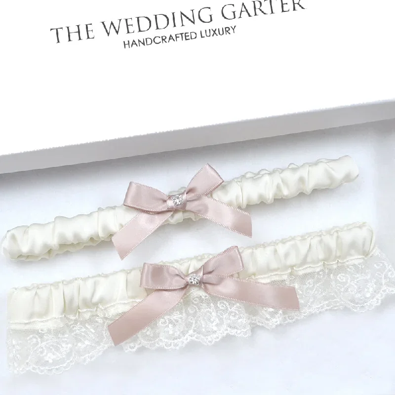 samantha-dusty-pink-ivory-lace-satin-bridal-garter-set